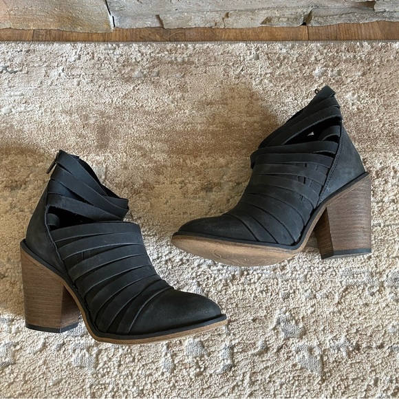 Free People Hybrid Strappy Nubuck Leather Ankle Booties Boots Heeled Black: 36 - Picture 13 of 13